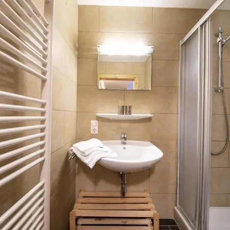 Schoeneben Anton * ヴァルト・イム・ピンツガウ