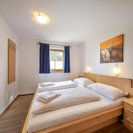 Schoeneben Anton Semesterbostad *